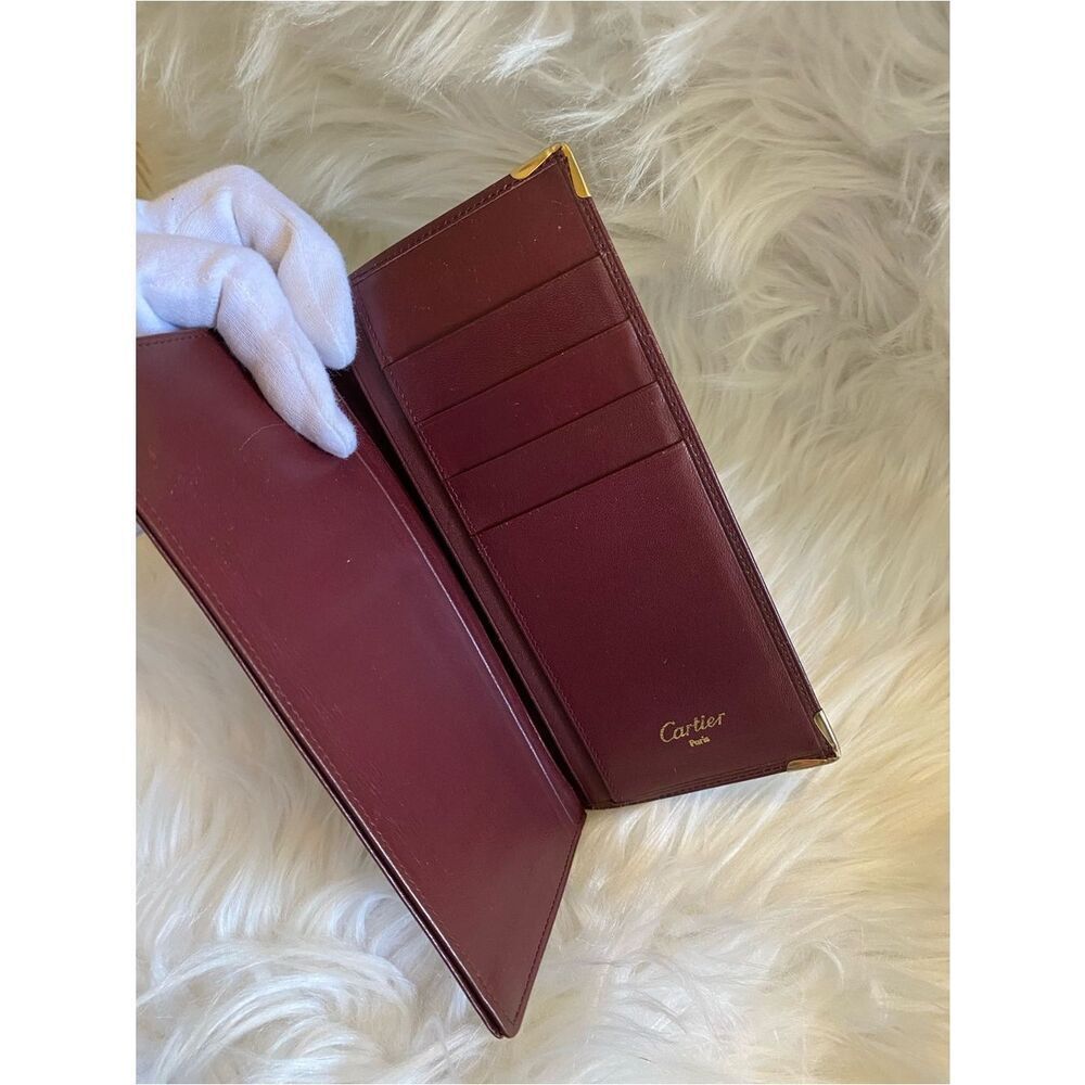 Cartier les must de Cartier Vintage Long Wallet. Authentic. Burgundy leather.